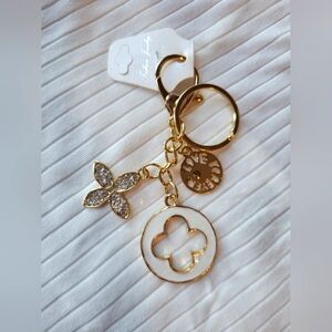 Fashion clover keychain